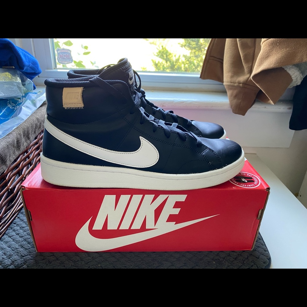Nike Court Royal 2 Mid 10.5